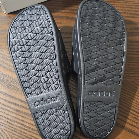 Adidas Adilette Comfort Slides - Black - Picture 2 of 3